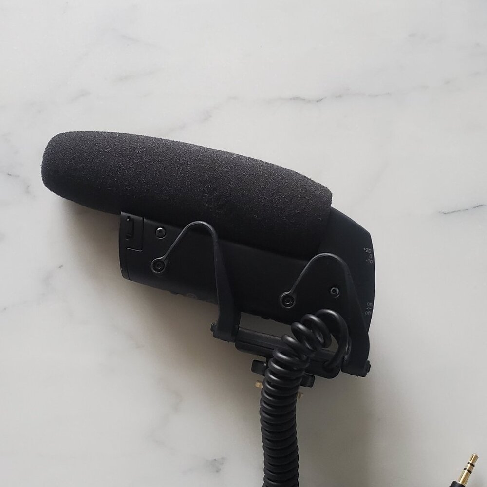 Shure VP83 LensHopper Camera Microphone - Picture 3 of 7